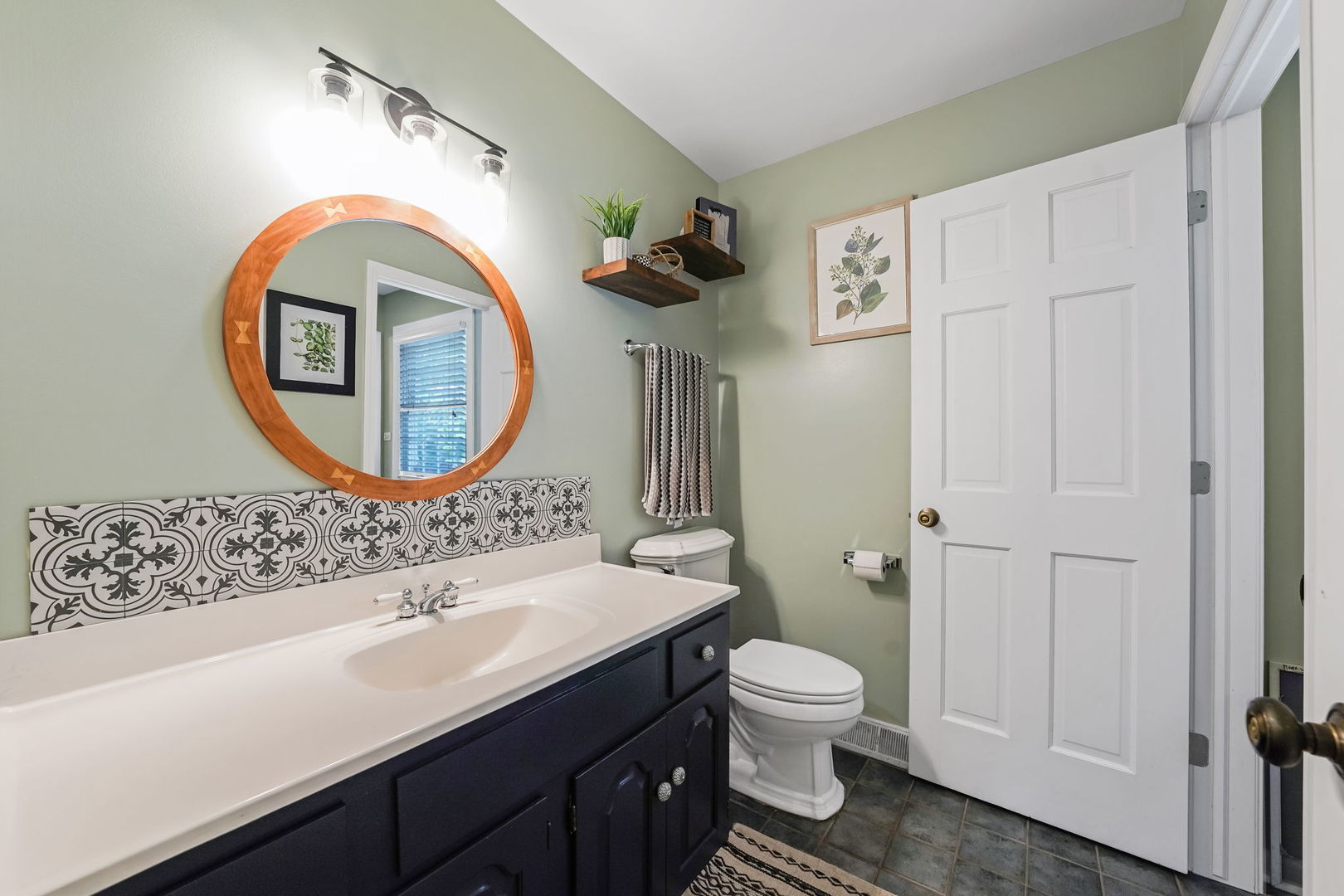 1S771 Carrol Gate Road, Wheaton, IL 60189