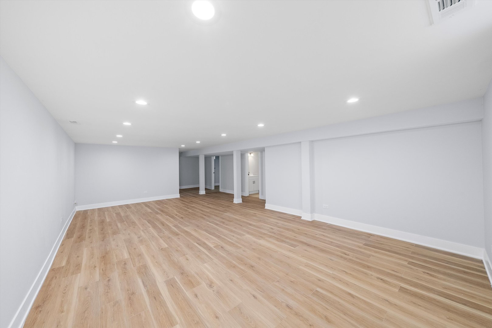 2203 220th A Street, Sauk Village, IL 60411
