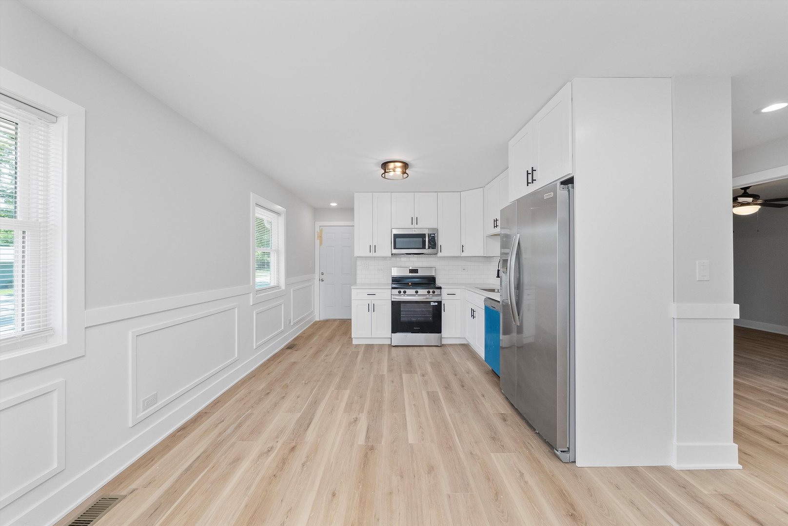 2203 220th A Street, Sauk Village, IL 60411
