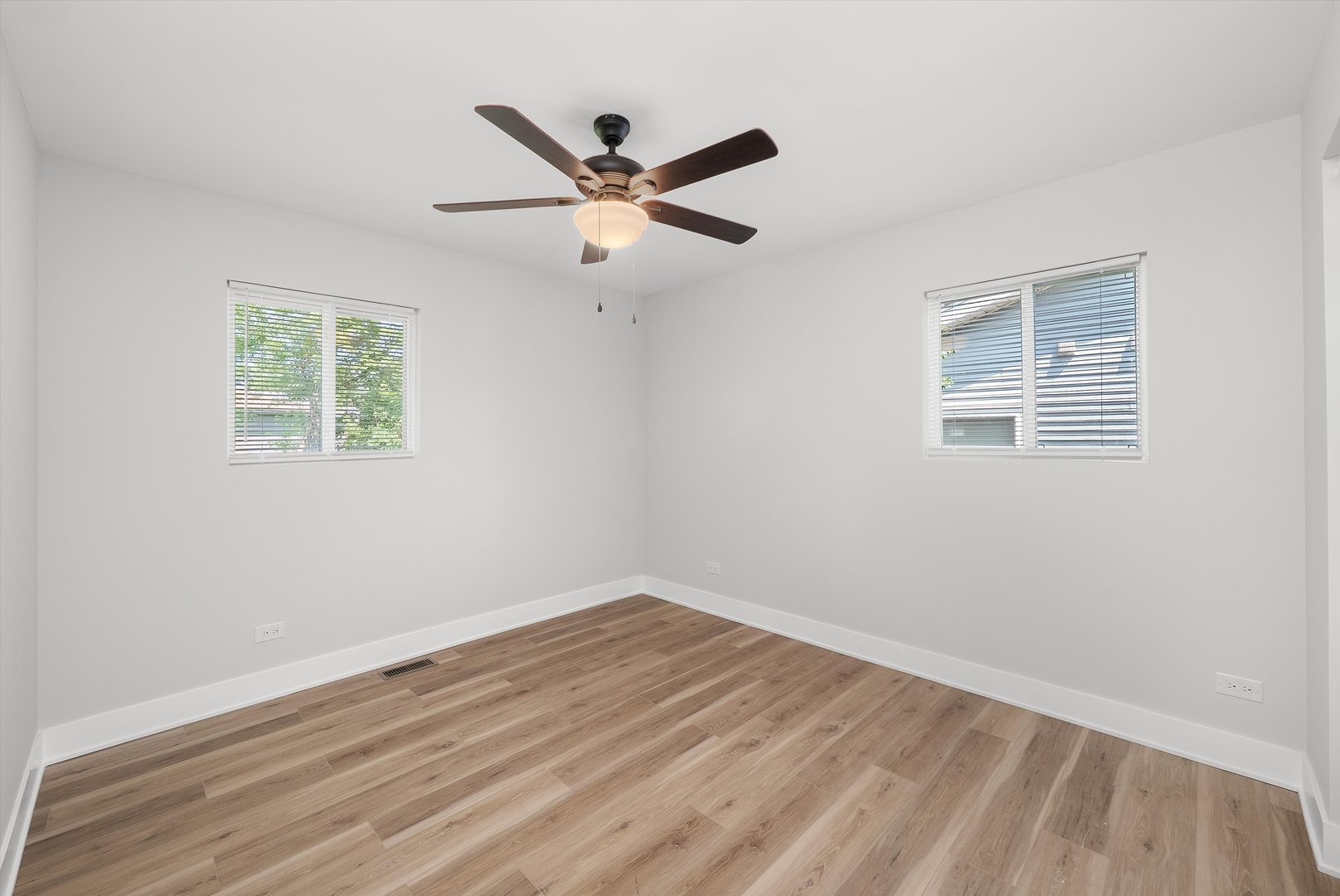 2203 220th A Street, Sauk Village, IL 60411