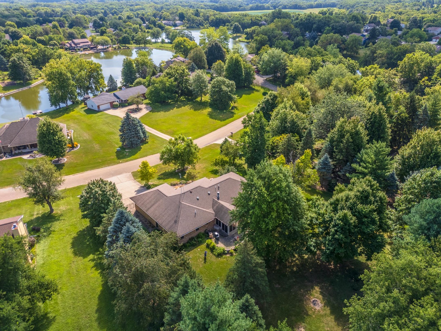 9222 Abbey Way, Downs, IL 61736