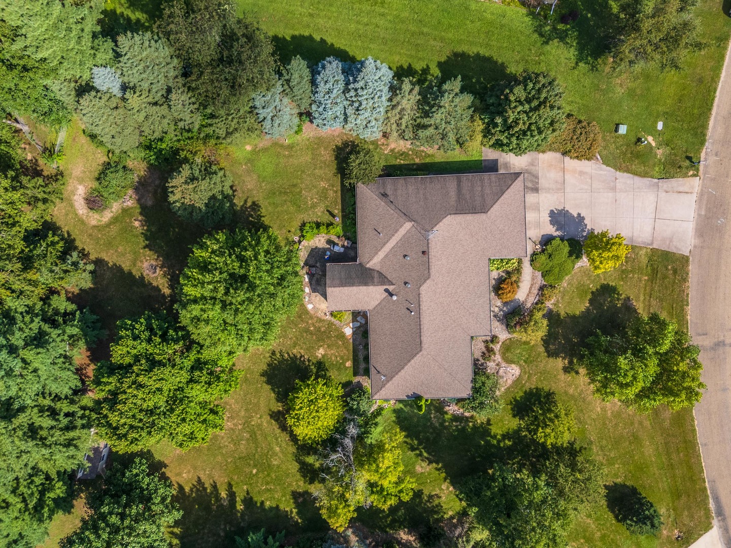 9222 Abbey Way, Downs, IL 61736