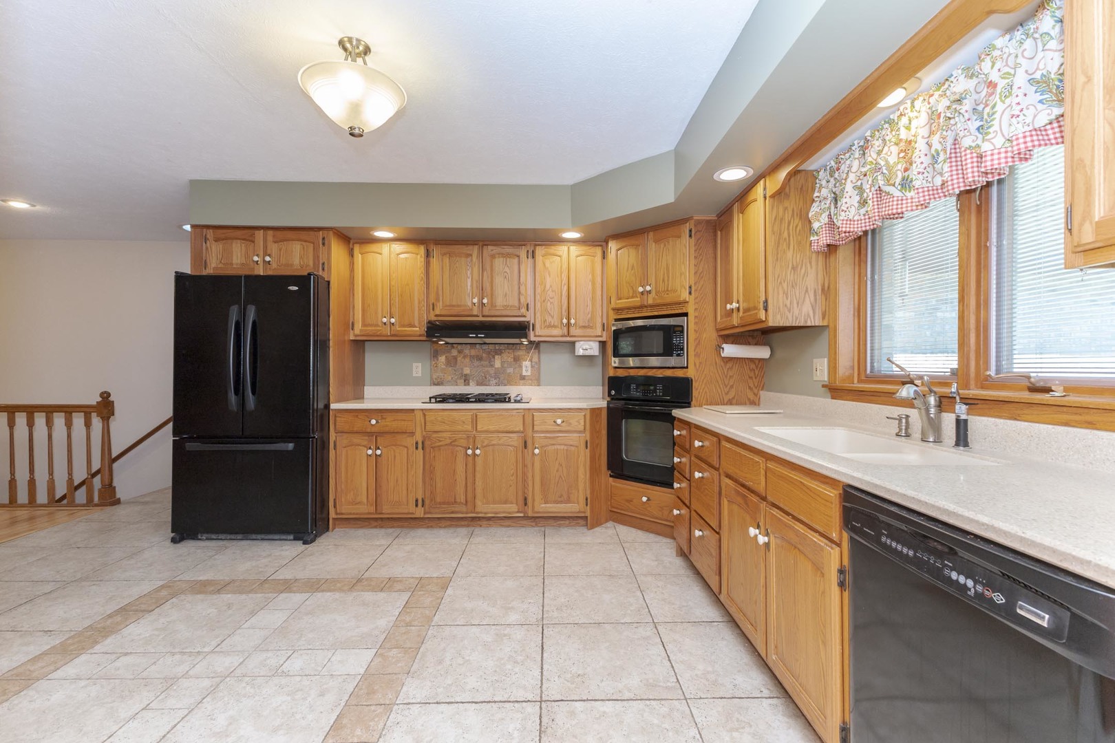 9222 Abbey Way, Downs, IL 61736