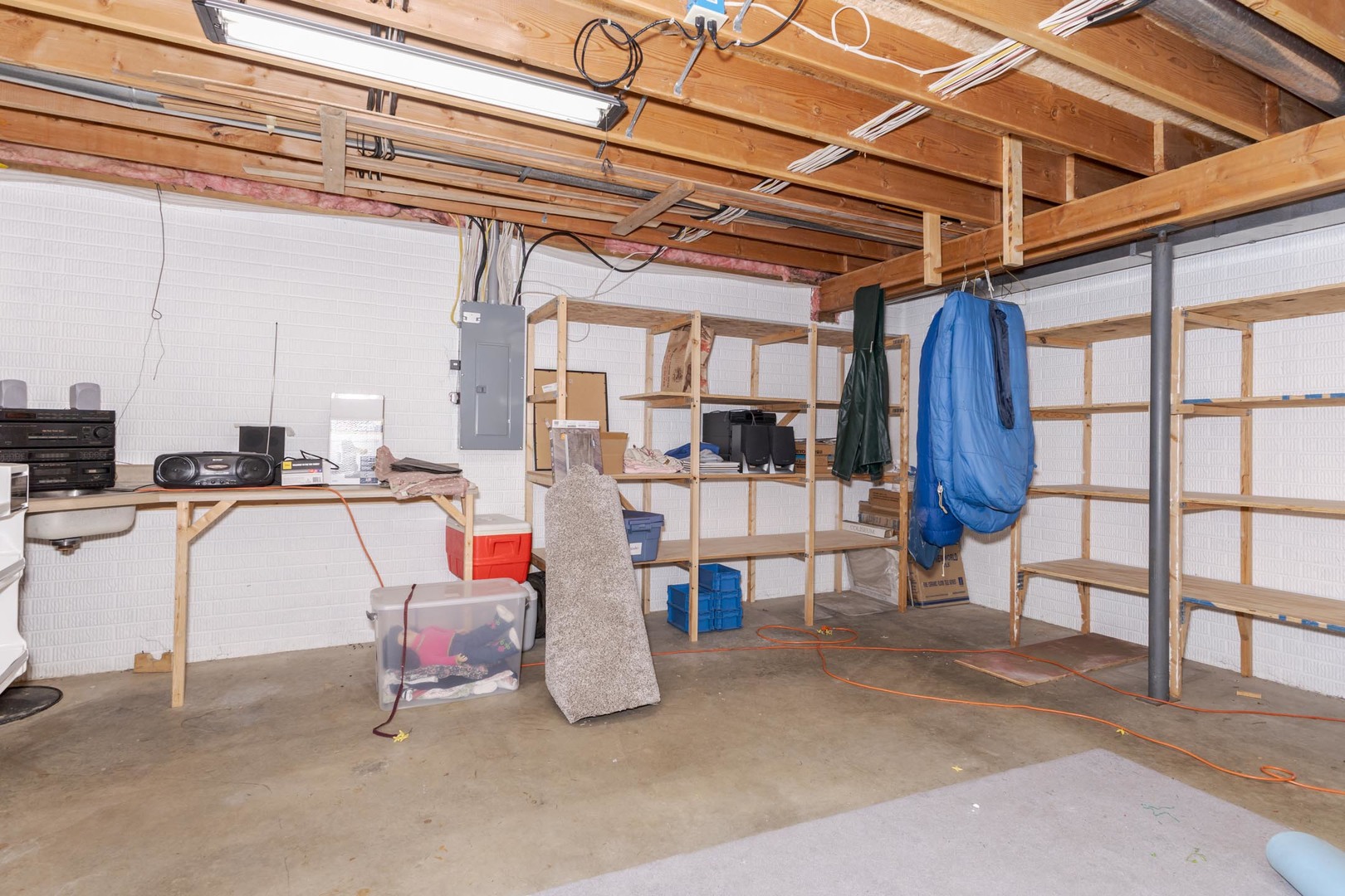 9222 Abbey Way, Downs, IL 61736