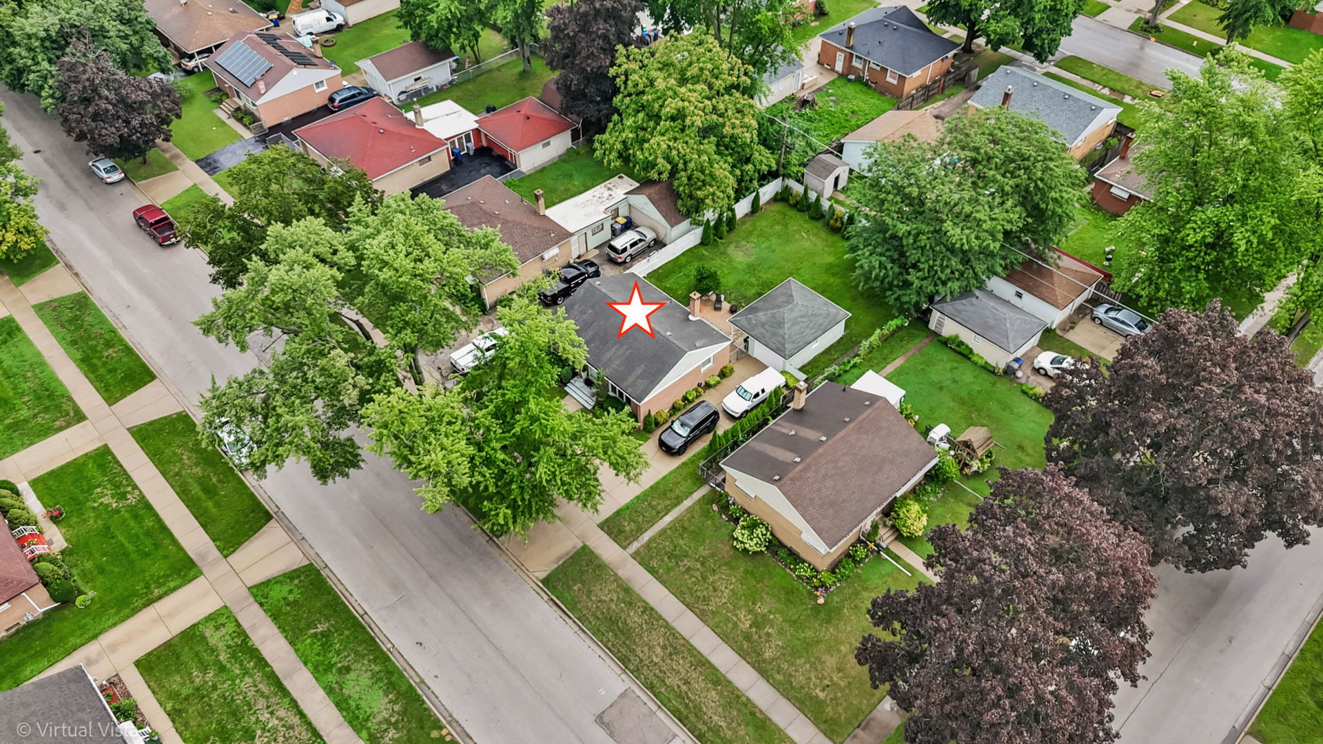 1181 Hiawatha Drive, Elgin, IL 60120