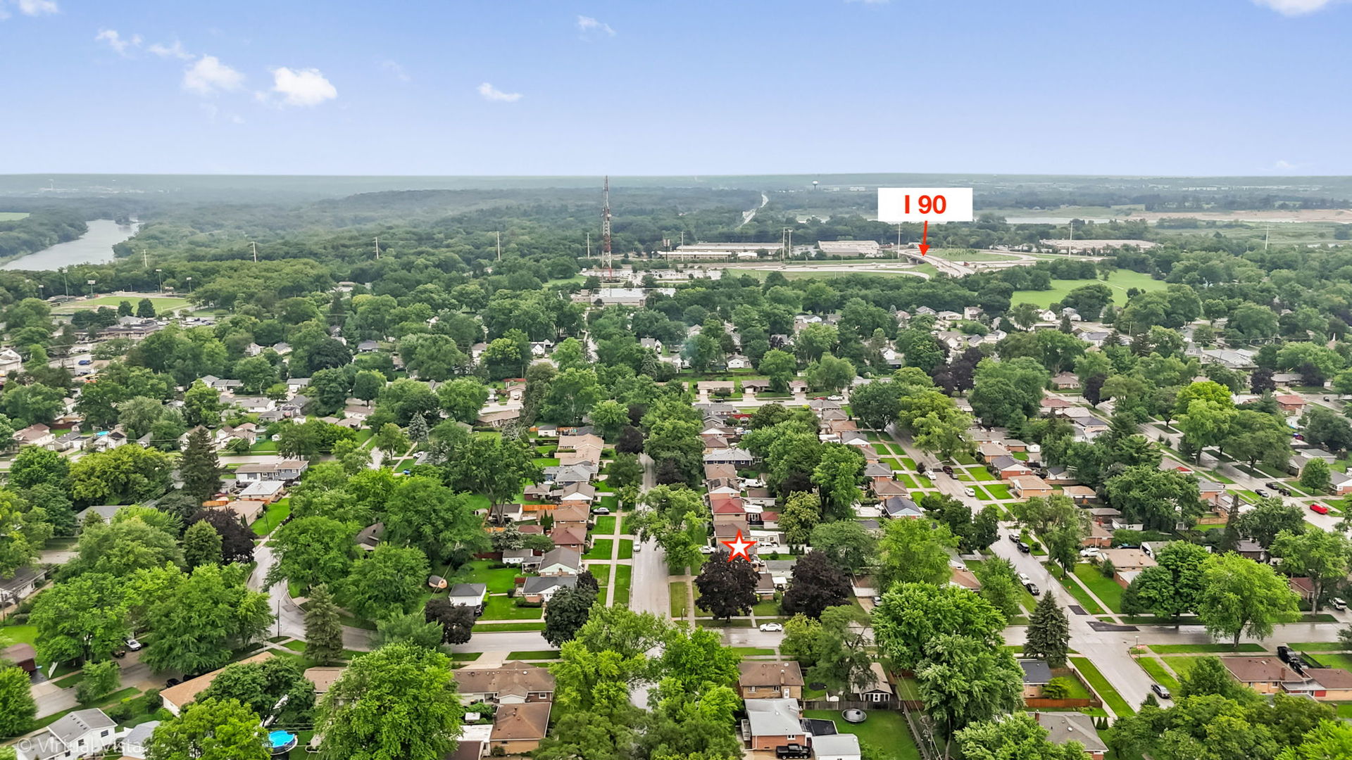 1181 Hiawatha Drive, Elgin, IL 60120