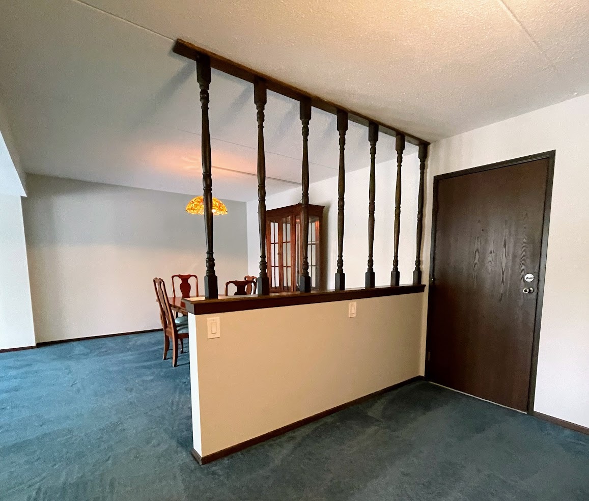 555 Graceland Avenue #206, Des Plaines, IL 60016