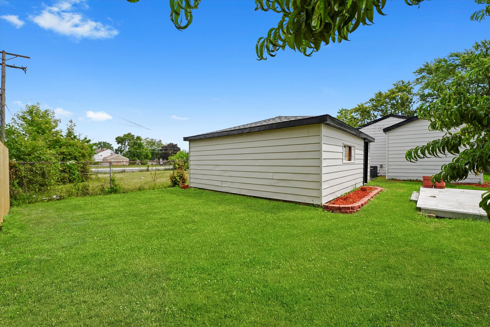 16218 Honore Avenue, Markham, IL 60426