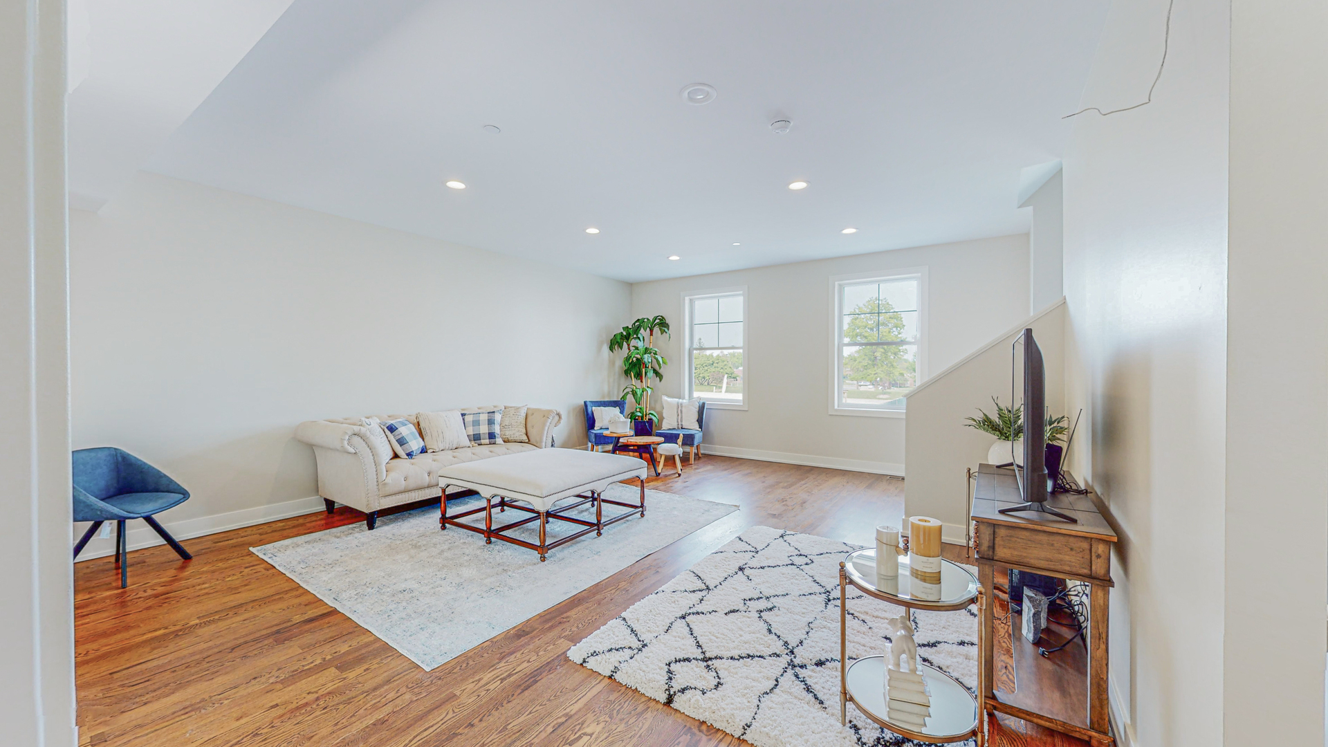 516 Highlands Parkway, Itasca, IL 60143