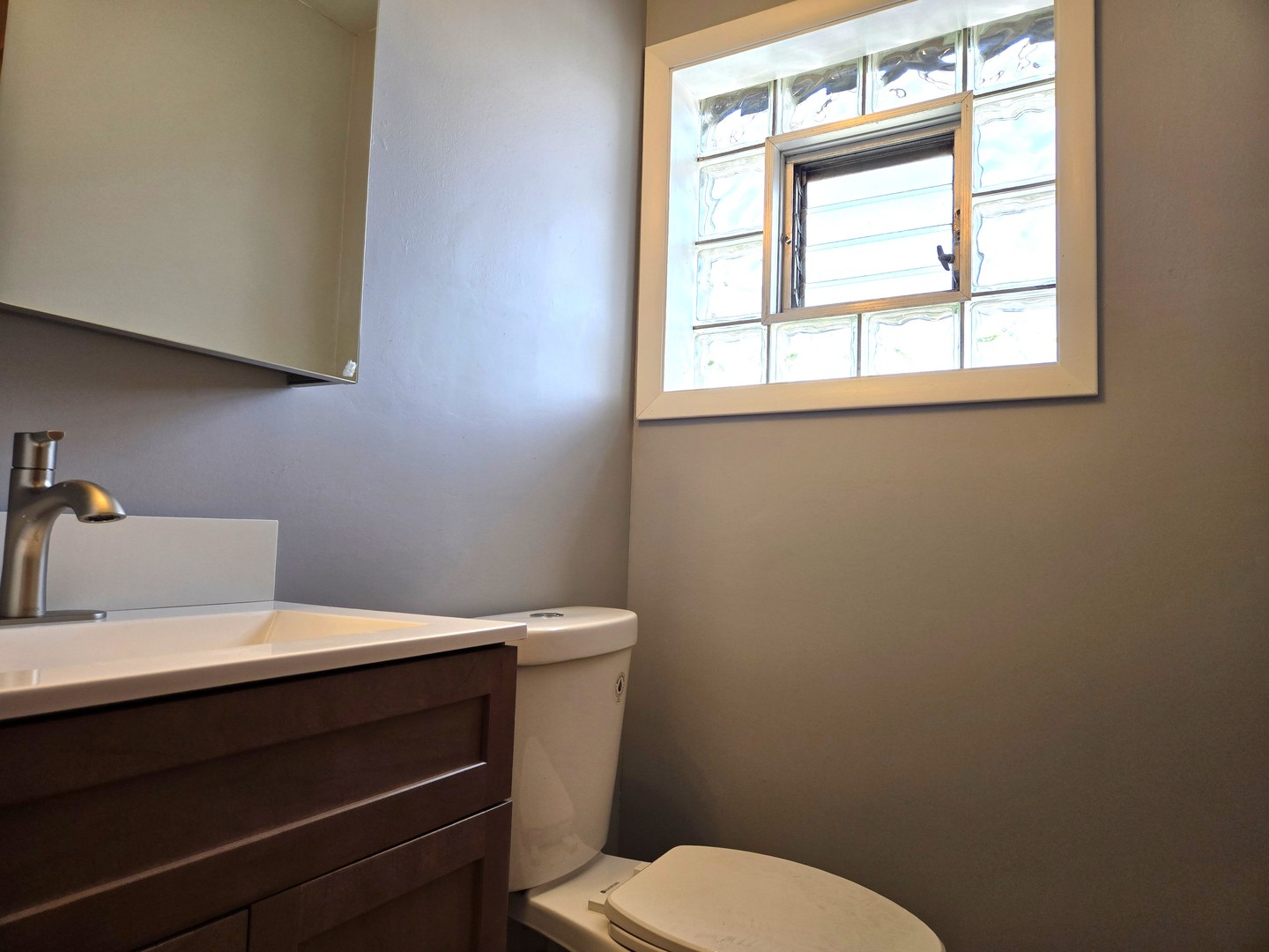 7010 W Diversey Avenue #3, Chicago, IL 60607