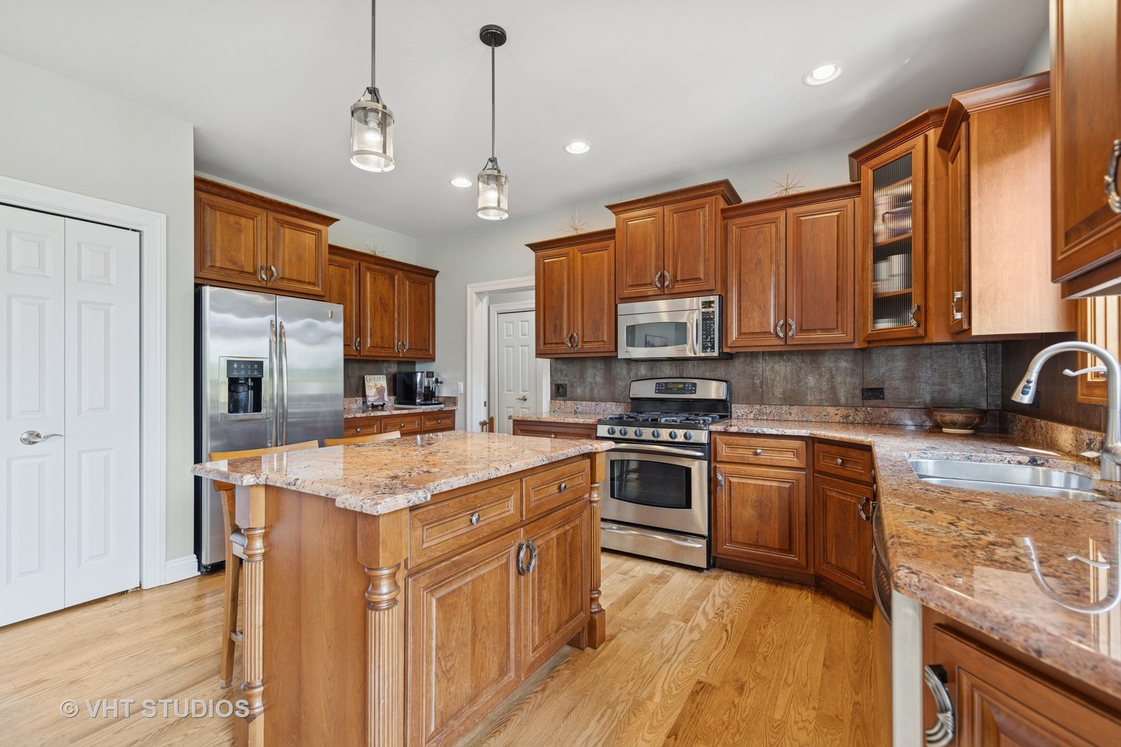 13113 Skyline Drive, Plainfield, IL 60585