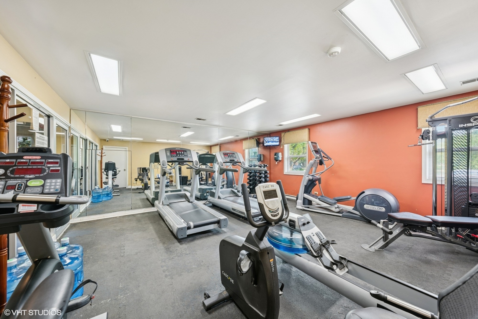 1569 Raymond Drive #201, Naperville, IL 60563