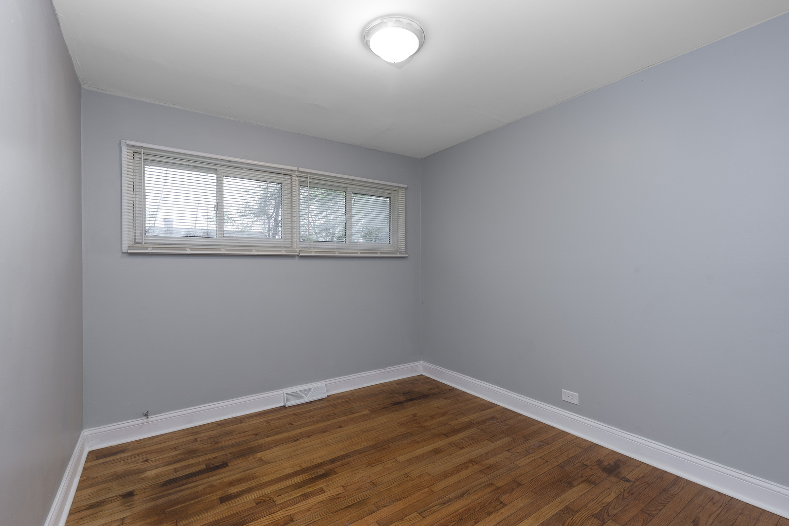 16141 Wood Street, Markham, IL 60428