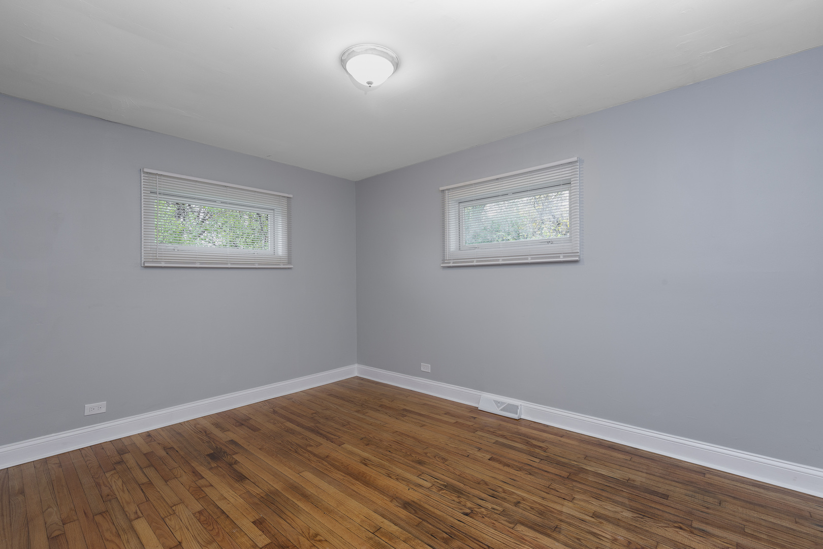 16141 Wood Street, Markham, IL 60428