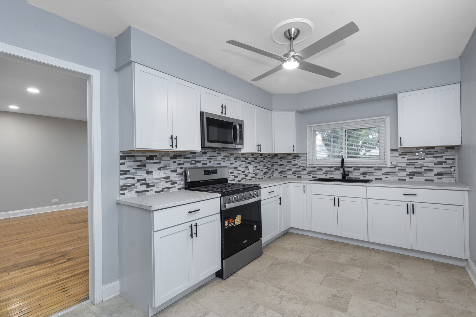 16141 Wood Street, Markham, IL 60428
