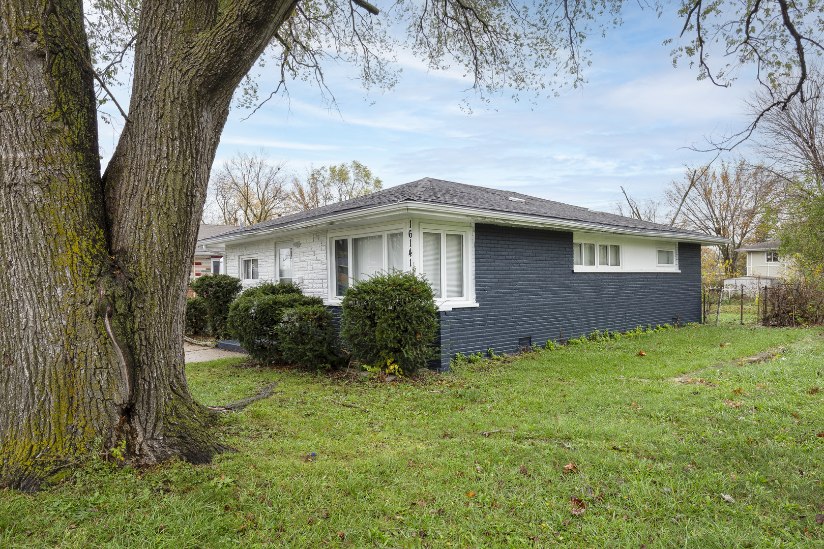 16141 Wood Street, Markham, IL 60428