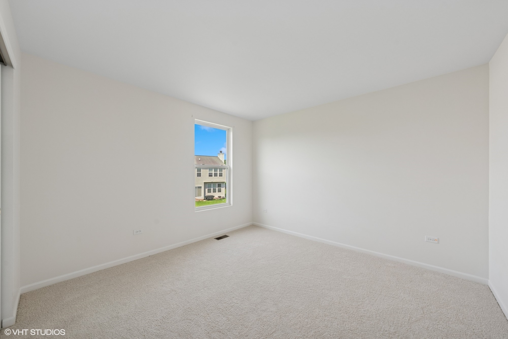 251 Carolina Street, Bolingbrook, IL 60490