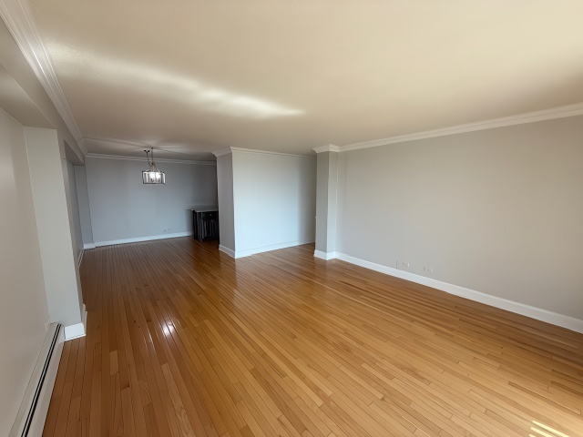 2211 S Highland Avenue #5C, Lombard, IL 60148