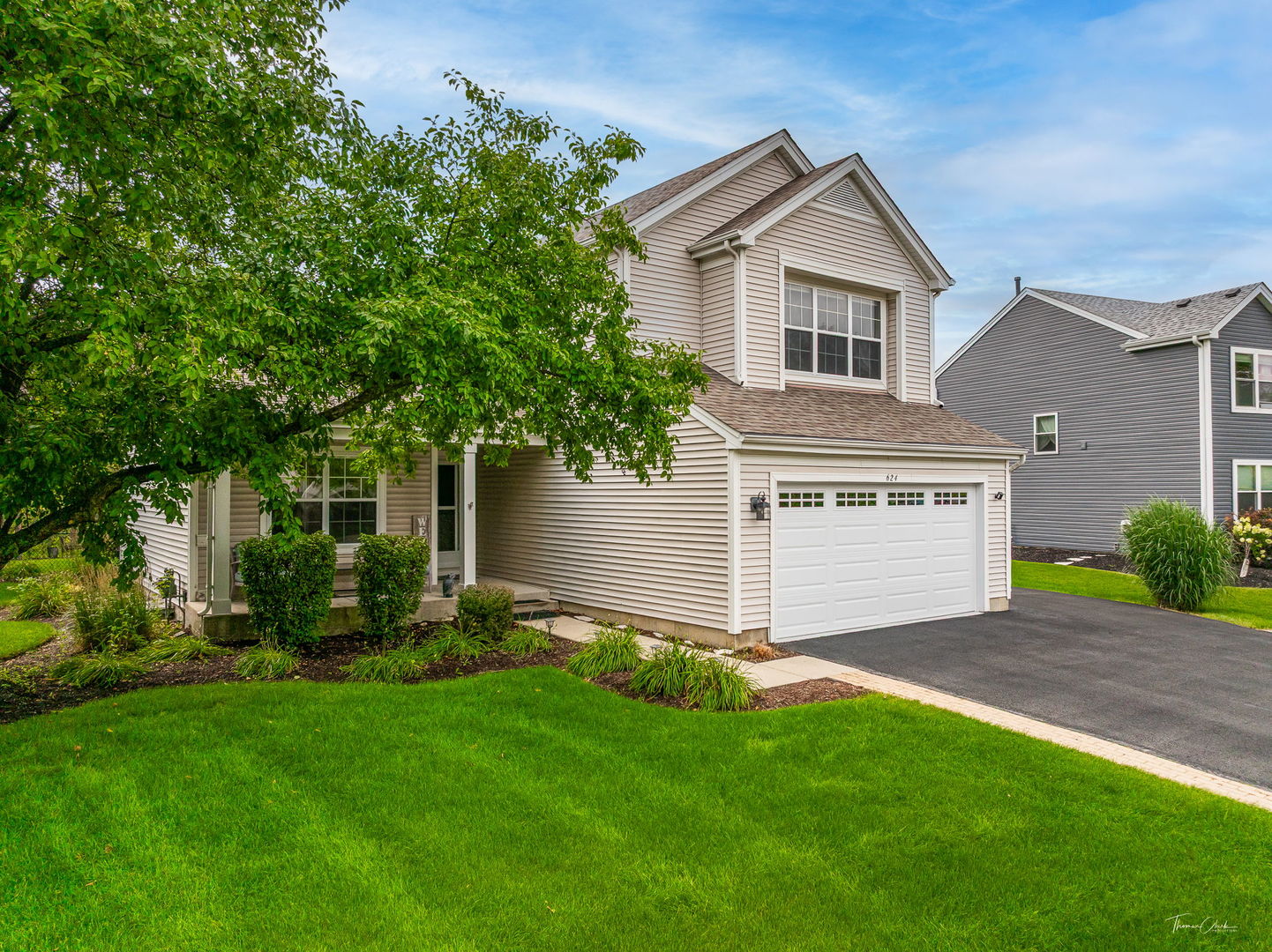 624 Fenwick Lane, South Elgin, IL 60177