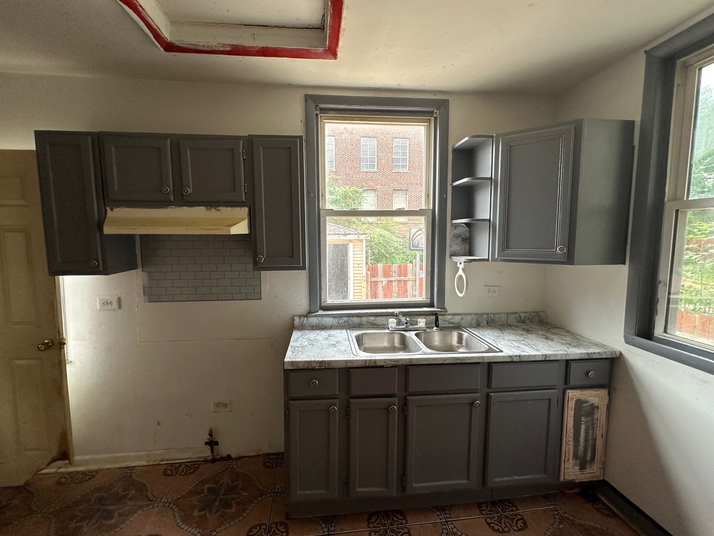 857 N Parkside Avenue, Chicago, IL 60651