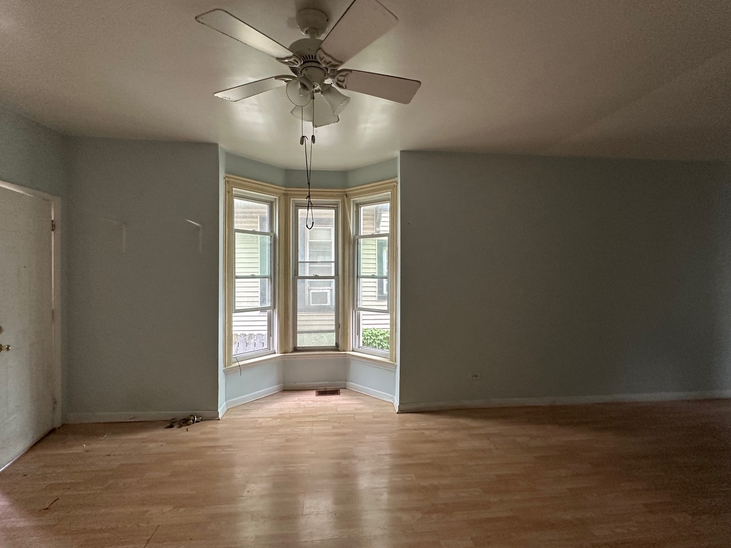857 N Parkside Avenue, Chicago, IL 60651