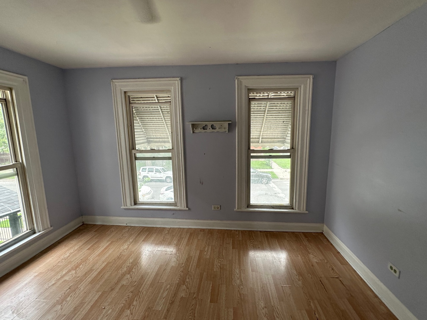 857 N Parkside Avenue, Chicago, IL 60651