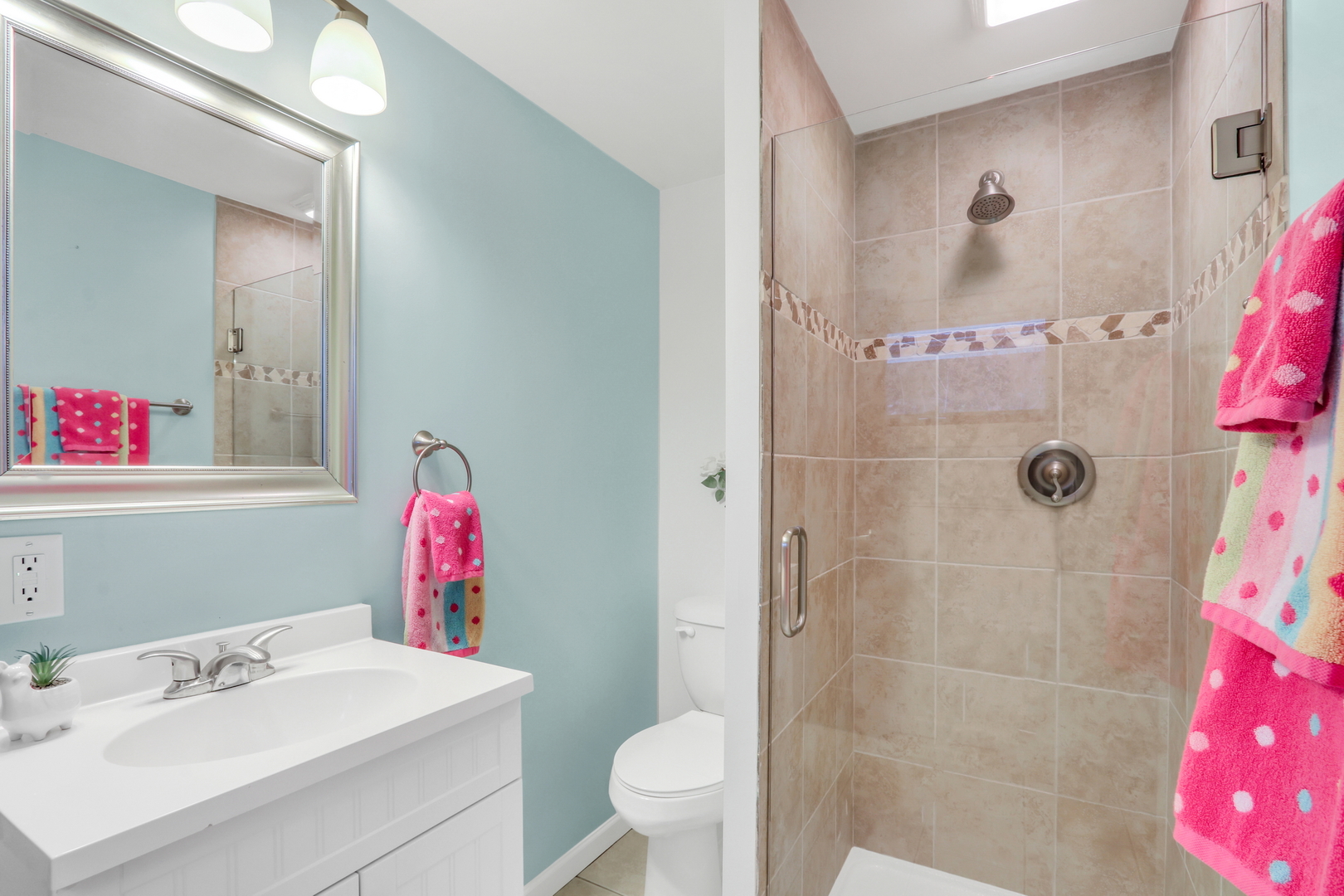 2407 N Villa Lane, McHenry, IL 60051