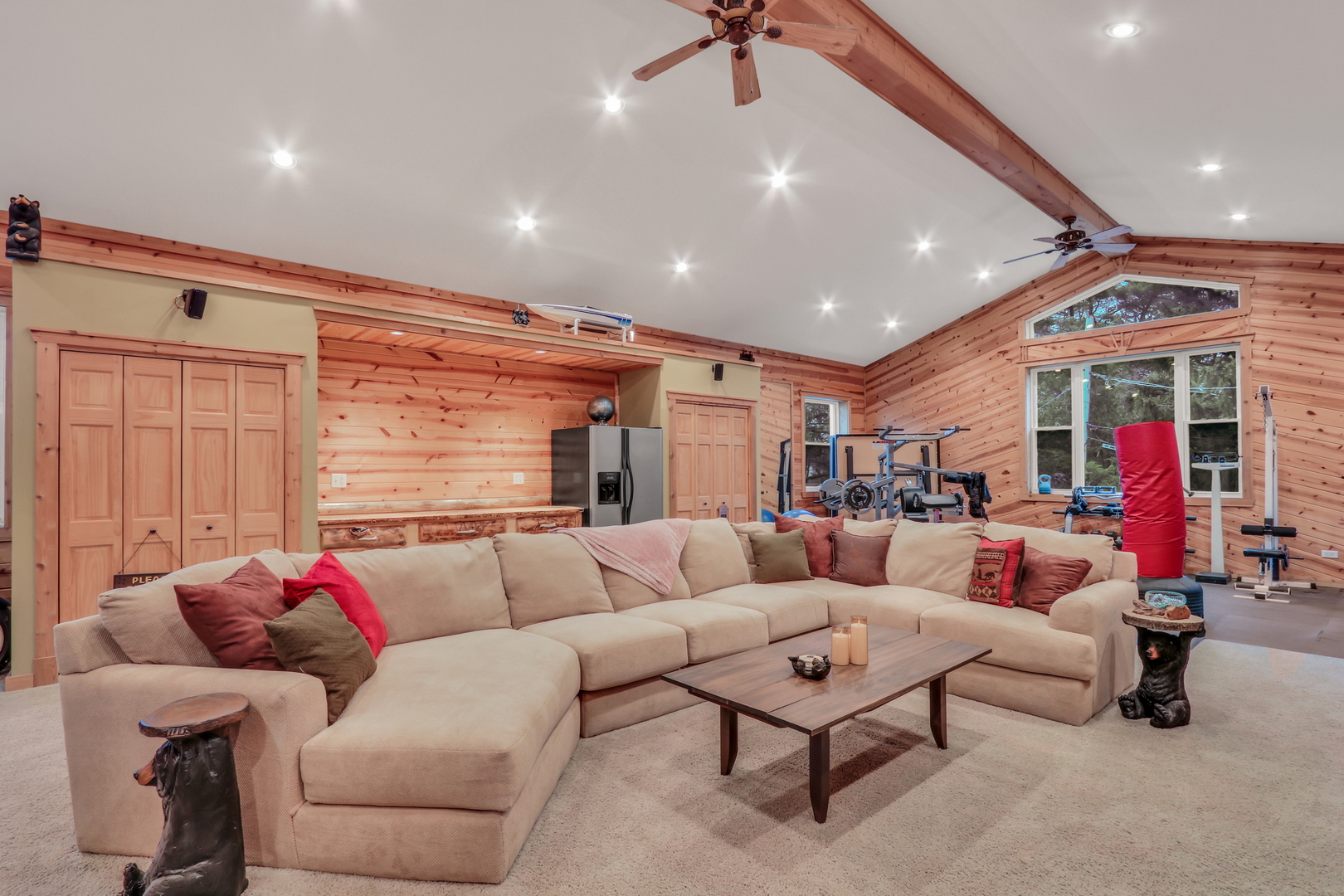 2407 N Villa Lane, McHenry, IL 60051
