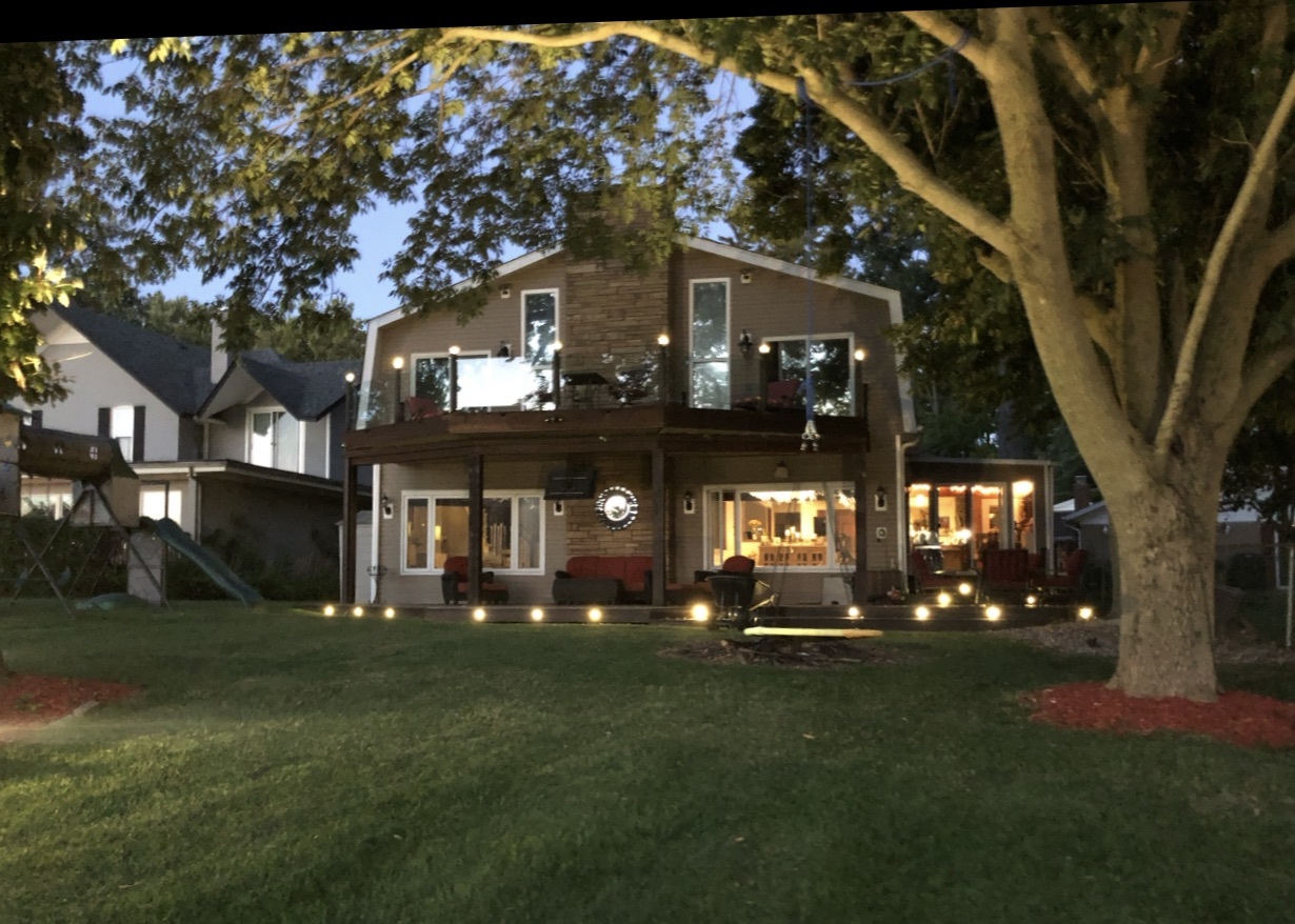 2407 N Villa Lane, McHenry, IL 60051
