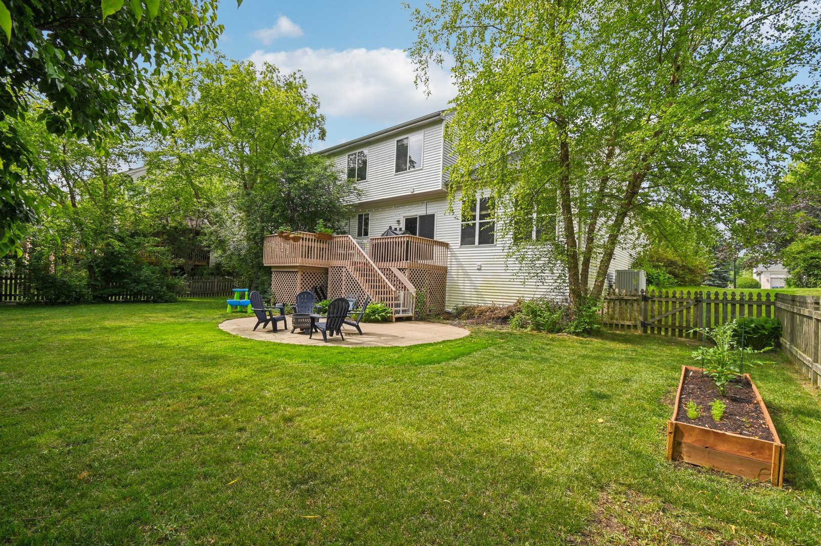 914 Eaton Court, Lake Villa, IL 60046