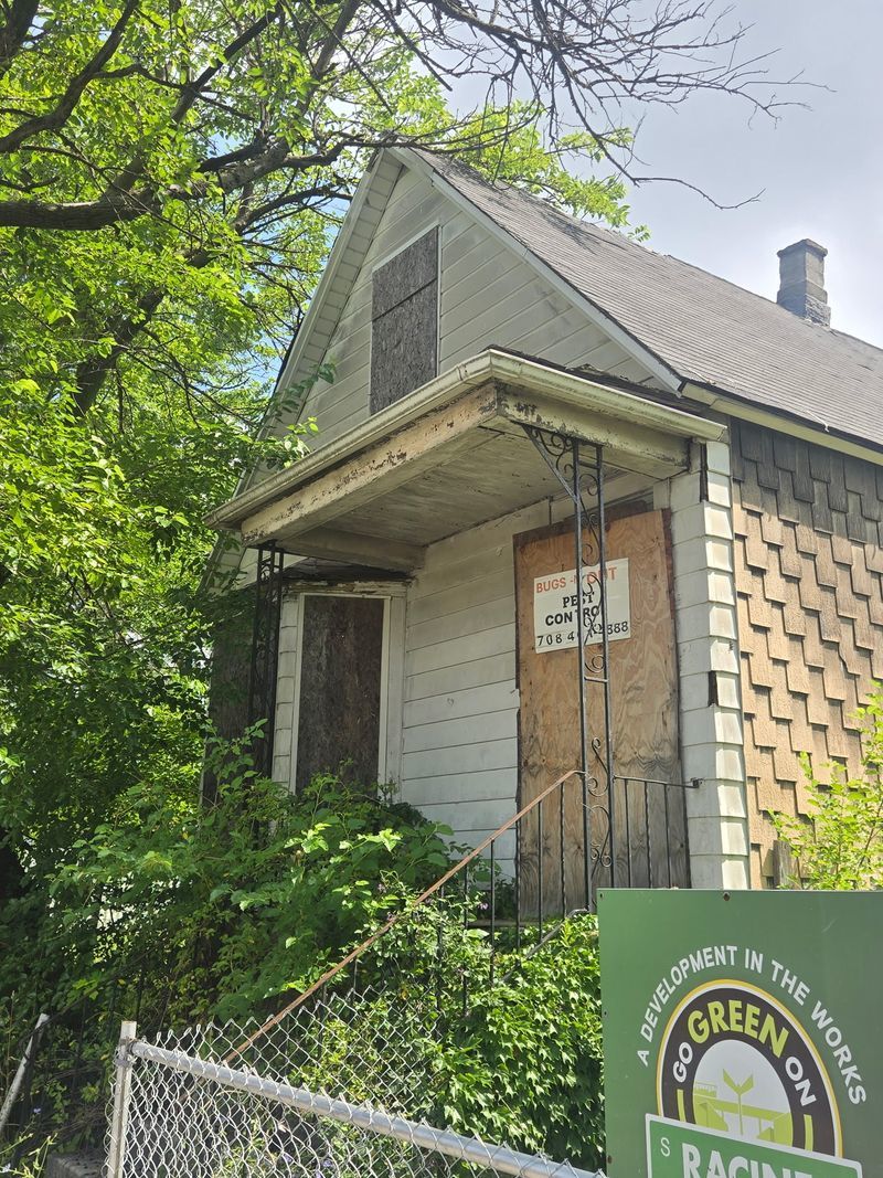 6221 S Racine Avenue, Chicago, IL 60636