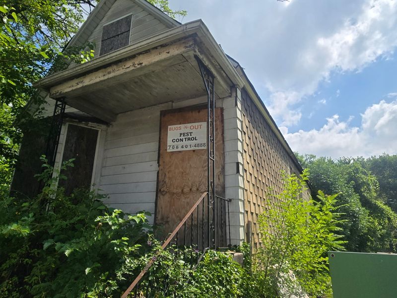 6221 S Racine Avenue, Chicago, IL 60636