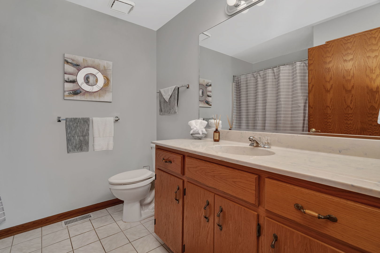 6430 Pinecone Drive #1W, Tinley Park, IL 60477