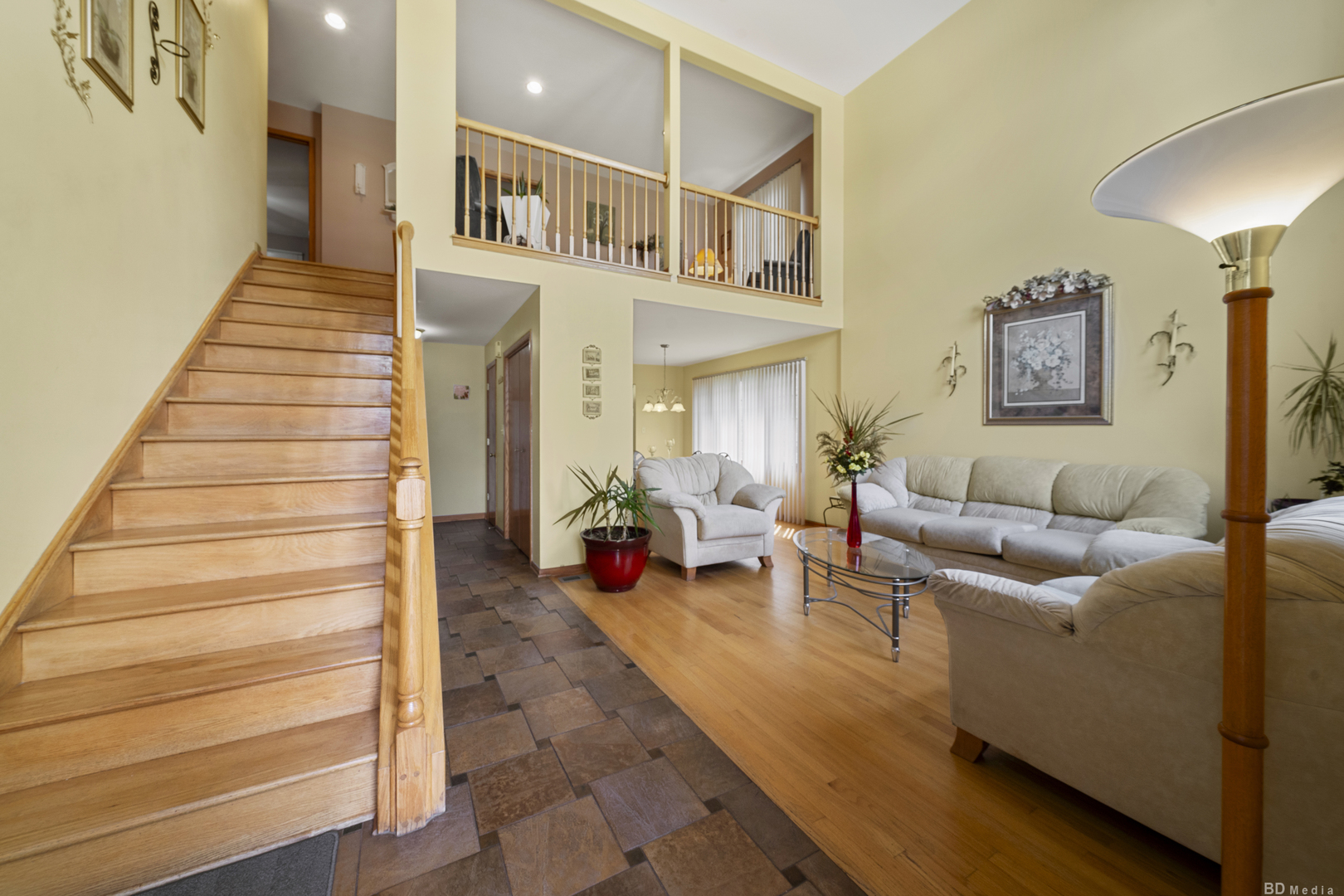 6625 W 91ST Place, Oak Lawn, IL 60453