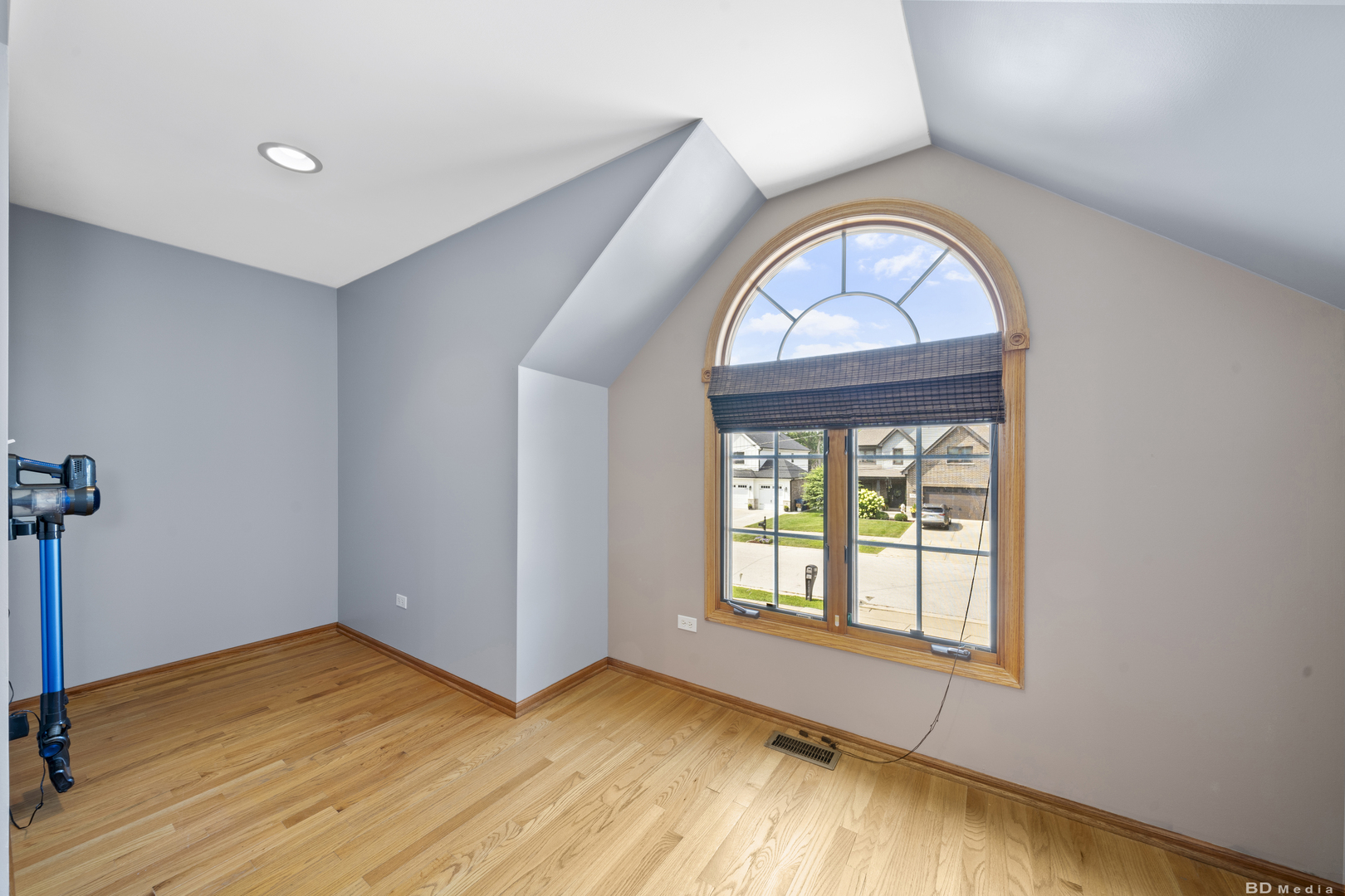 6625 W 91ST Place, Oak Lawn, IL 60453