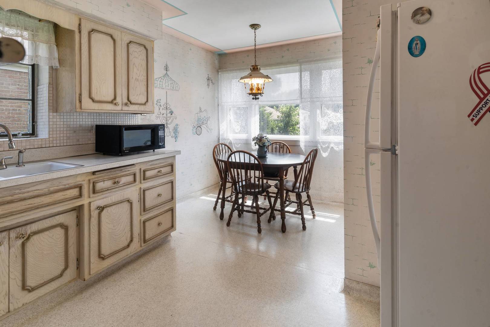 6963 W School Street, Chicago, IL 60634