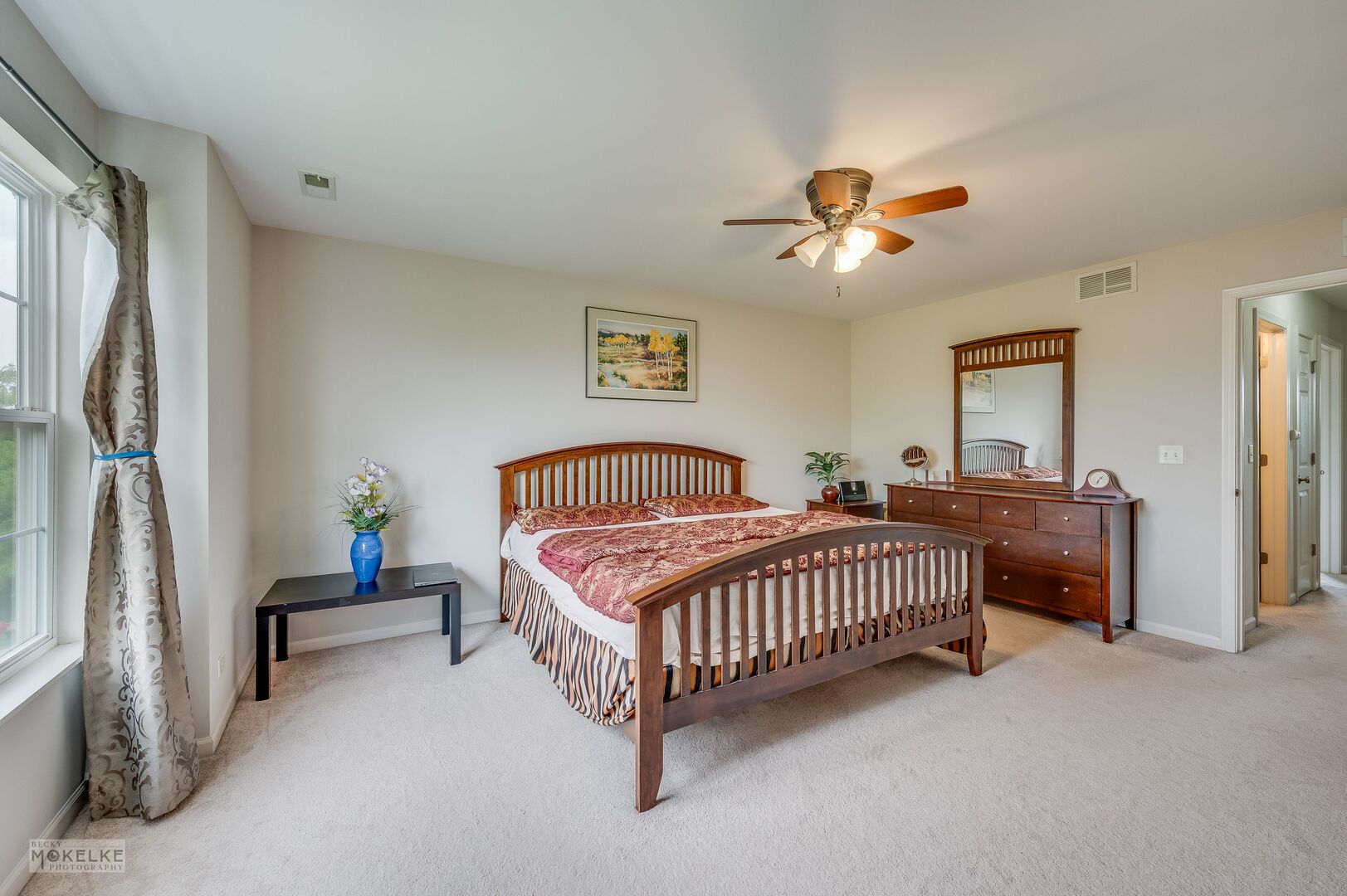 836 Lewisburg Lane, Aurora, IL 60504