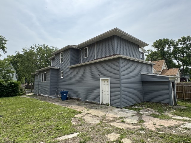 1608 S 5th Avenue, Maywood, IL 60153