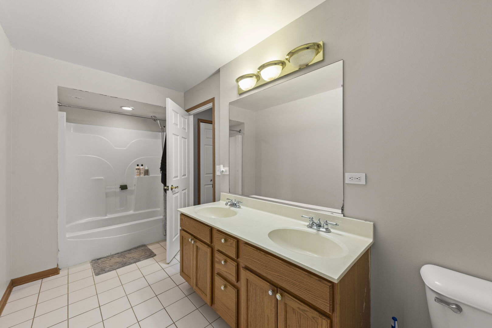 16727 S Sunset Ridge Court, Lockport, IL 60441
