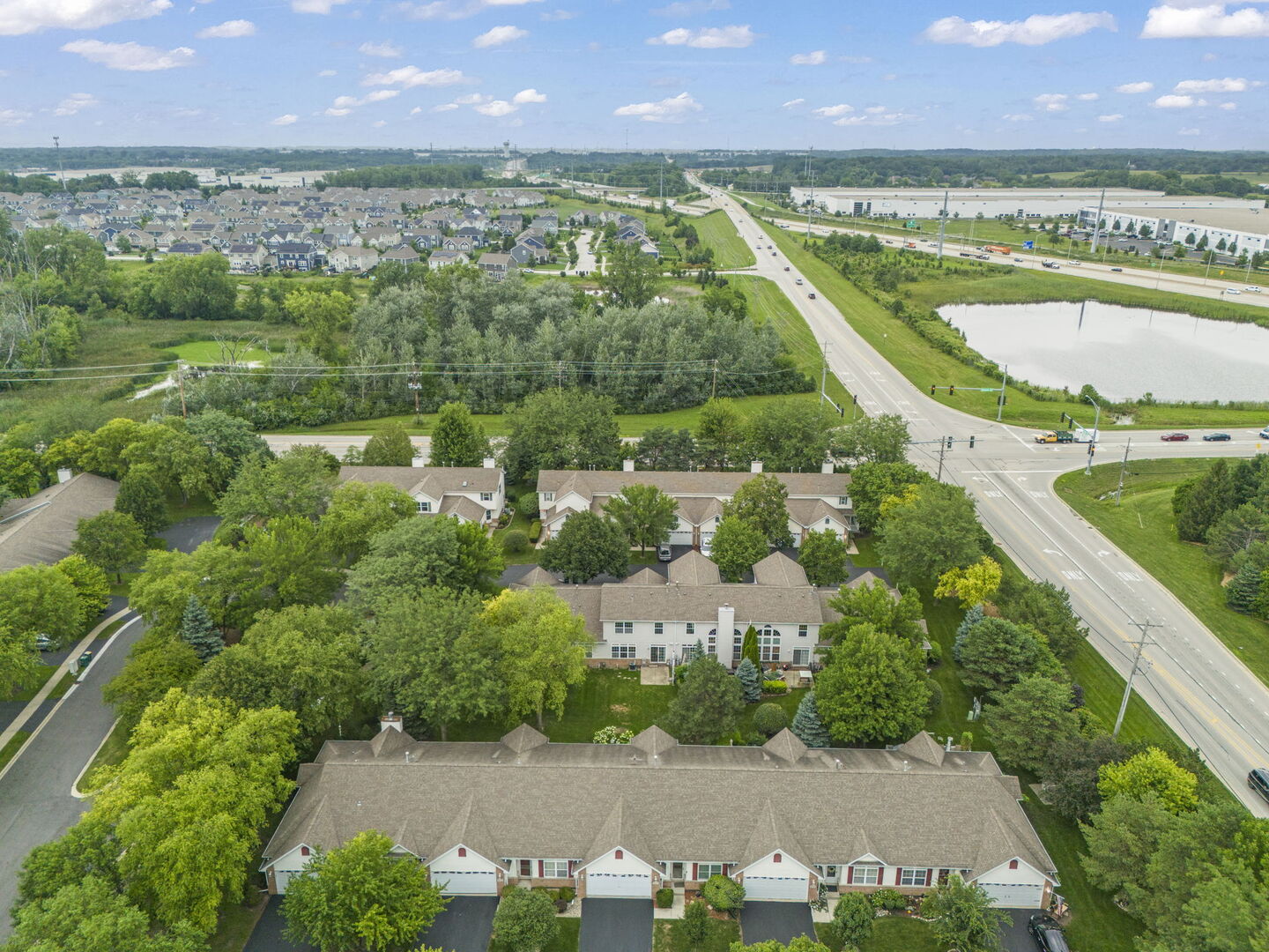 16727 S Sunset Ridge Court, Lockport, IL 60441
