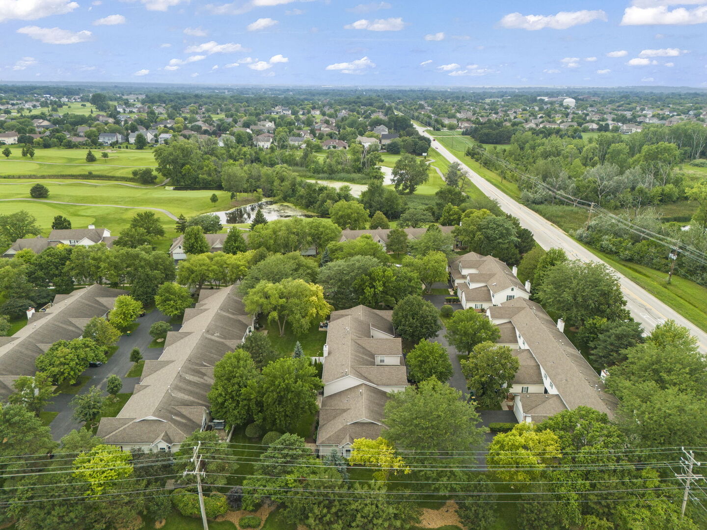 16727 S Sunset Ridge Court, Lockport, IL 60441