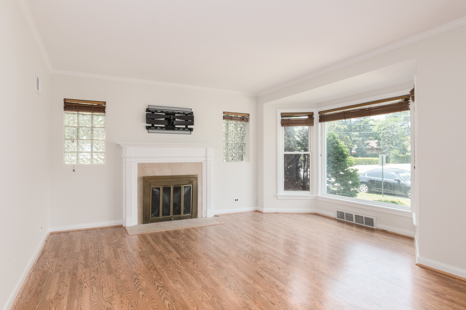 907 Wilkinson Parkway, Park Ridge, IL 60068