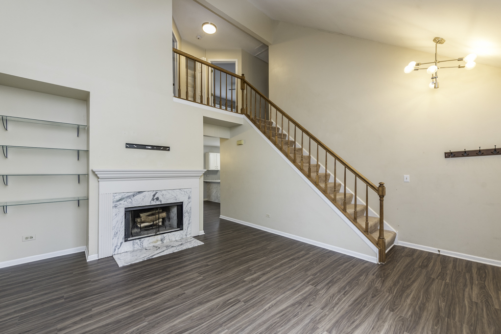 1851 Salem Court, Gurnee, IL 60031