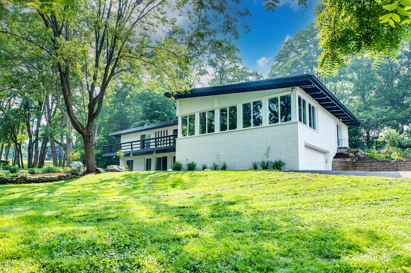 1022 Beau Brummel Drive, Sleepy Hollow, IL 60118