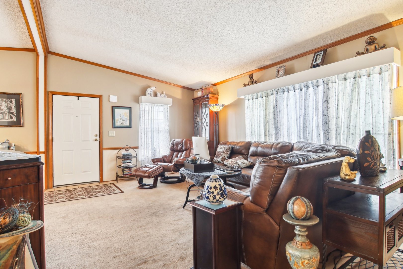 4 Furlong Court, Grayslake, IL 60030