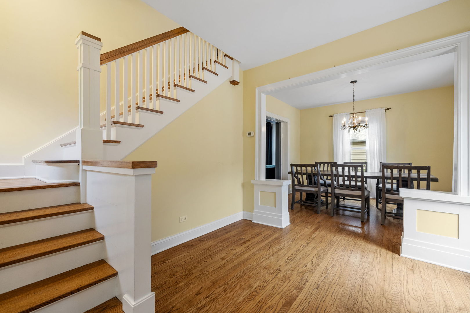 715 Wendall Avenue, West Chicago, IL 60185