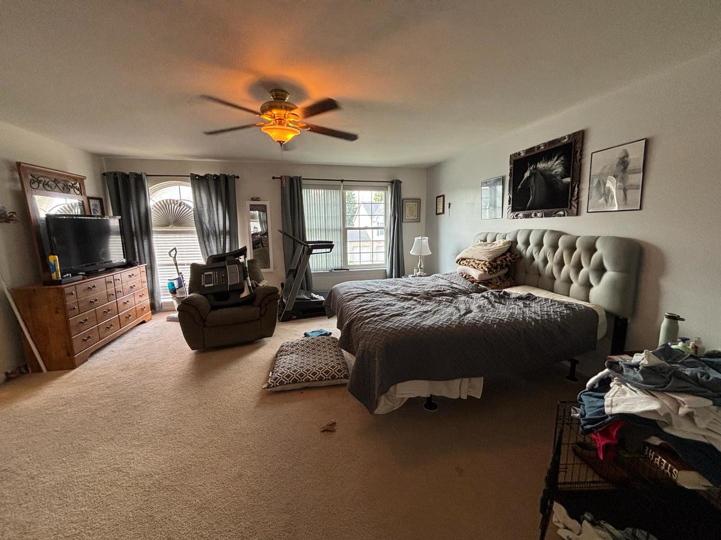 924 HOLIDAY Drive, Fairview Heights, IL 62208