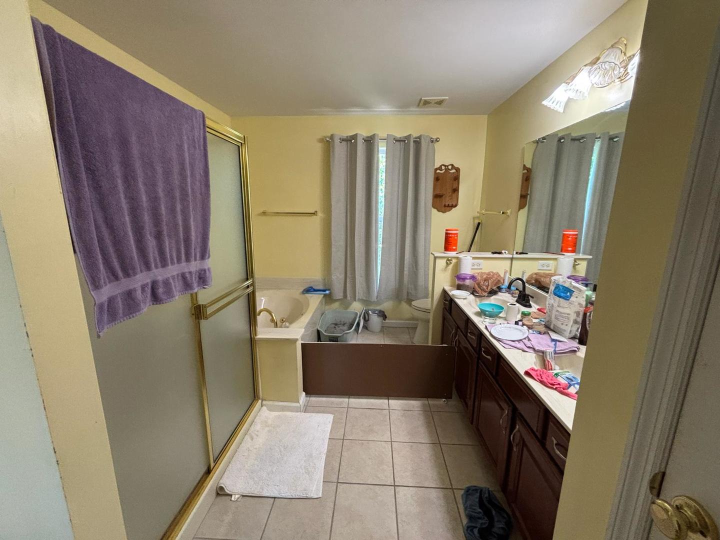 924 HOLIDAY Drive, Fairview Heights, IL 62208