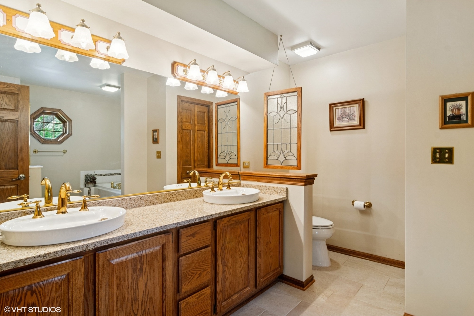 37 Seneca Avenue, Hawthorn Woods, IL 60047