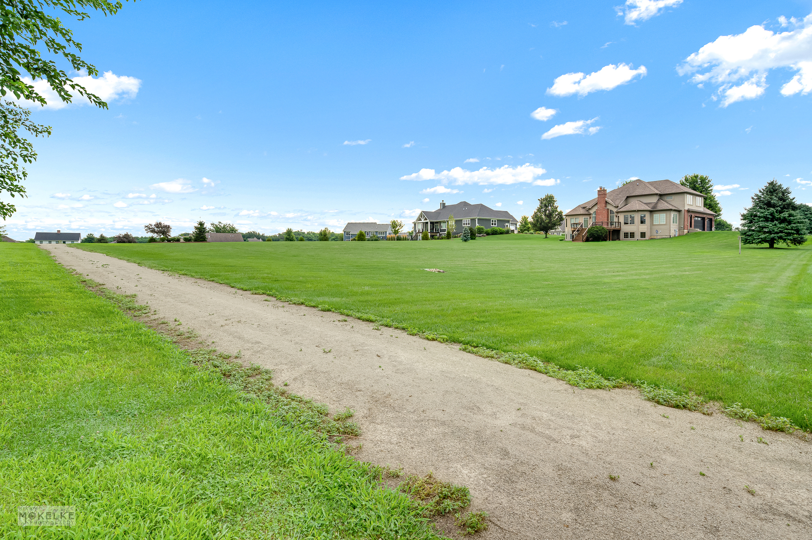 9299 Lee Hill Road, Newark, IL 60541